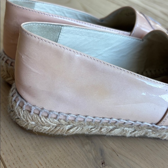 Baby pink patent Chanel espadrilles size 36 - Picture 4 of 8